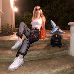 Meet your Posher, Victoria